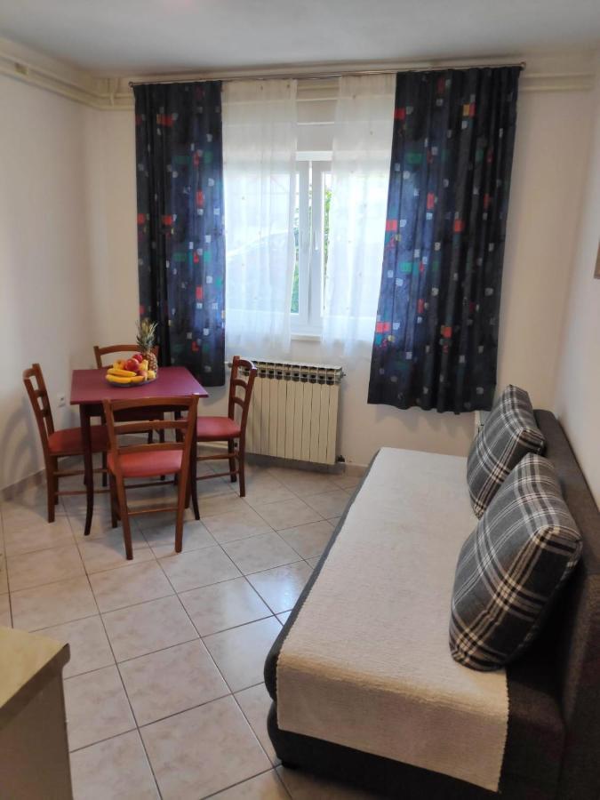 Apartman Rivana Baška Voda Exterior foto